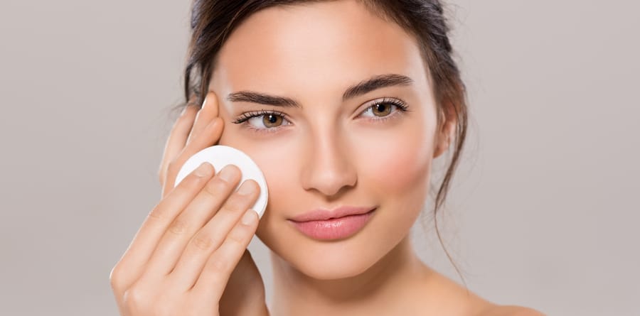 Why Skincare is So Important Before Every Makeup Application - Clartici